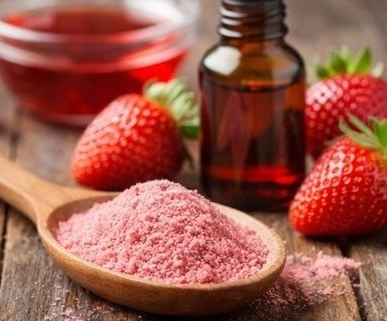 انواع اسانس توت فرنگی خوراکی