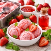 کاربرد-اسانس-توت-فرنگی-در-تولید-بستنی کاربرد-اسانس-توت-فرنگی-در-تولید-بستنی